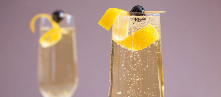 French 75 Cocktail Recipe - Lola Covington